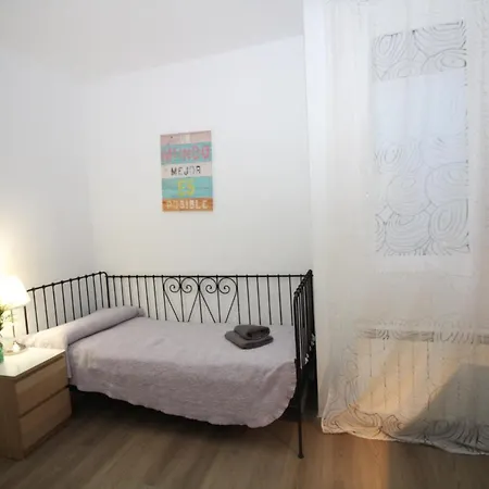 Δωμάτια σε οικογενειακή κατοικία Gran Via *