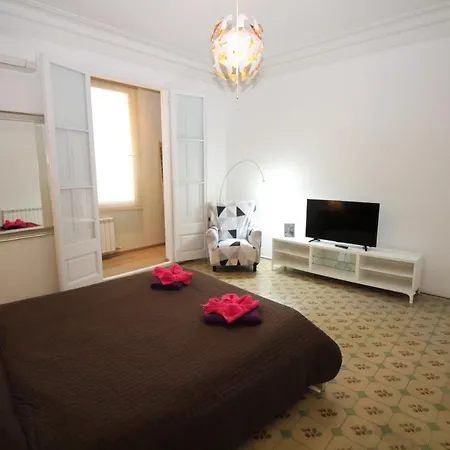 Δωμάτια σε οικογενειακή κατοικία Gran Via *