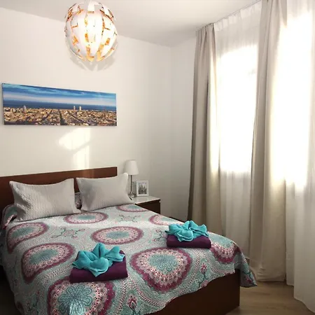 Δωμάτια σε οικογενειακή κατοικία Gran Via *