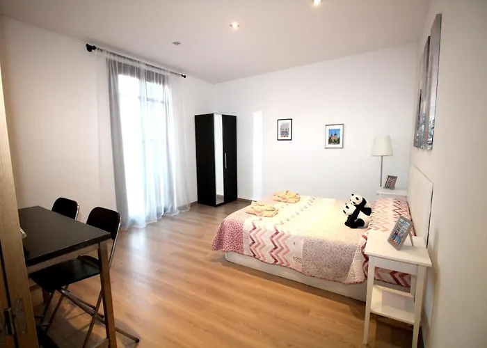 Проживание в семье Gran Via Барселона