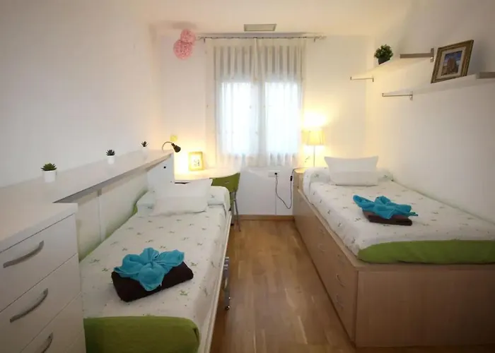 Проживание в семье Gran Via *