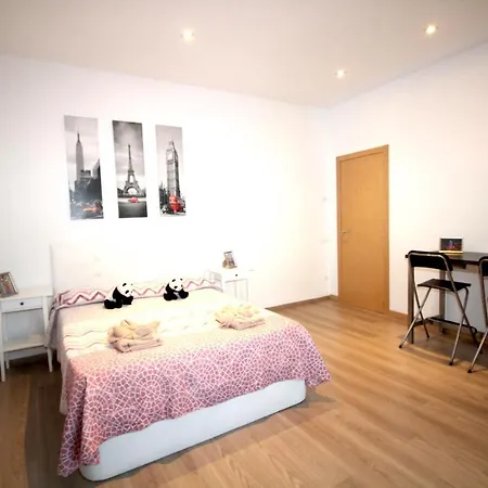 Quarto em Acomodações Particulares Gran Via Barcelona