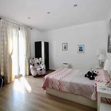 Quarto em Acomodações Particulares Gran Via *