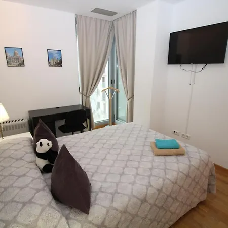 Quarto em Acomodações Particulares Gran Via *